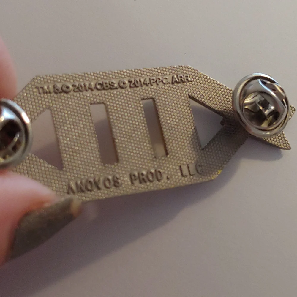 Star Trek movie era Captain rank pin authentic prop replica - Picture 5 of 6